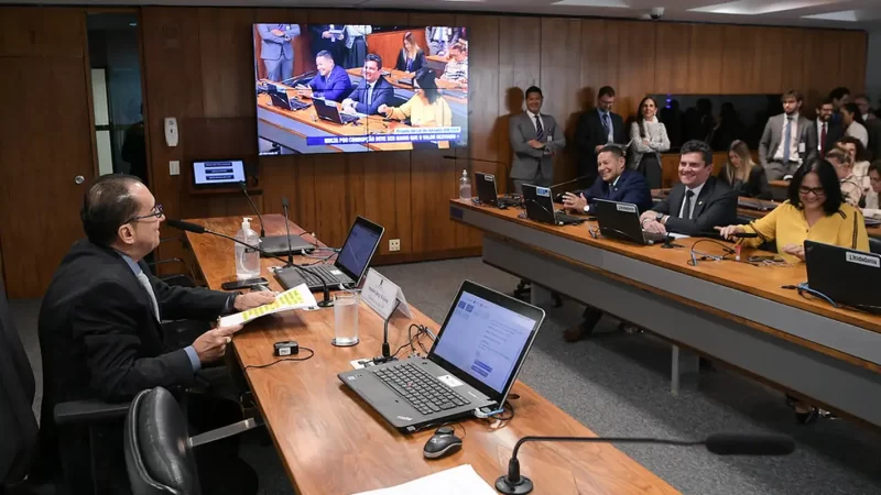 Comissão aprova multa em dobro para condenado por corrupção