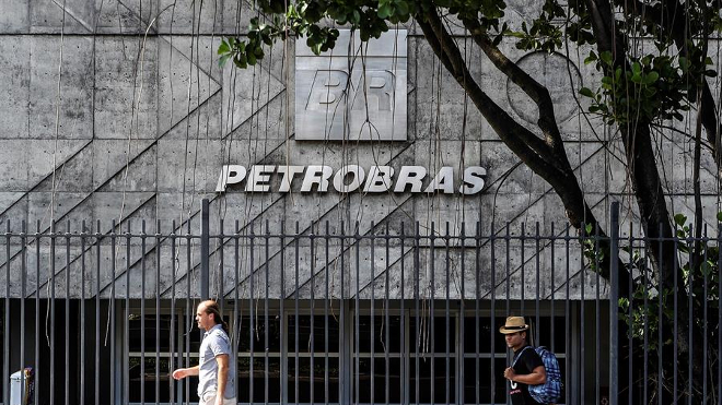 Em vitória para governo Lula, Tribunal derruba suspensão de conselheiro da Petrobras