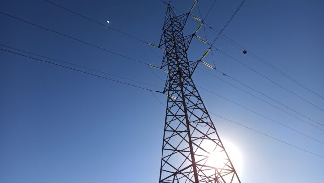 Governo autoriza mais duas empresas a importar energia da Venezuela