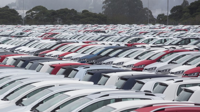 Governo quer imposto seletivo sobre carro, refrigerante e petróleo