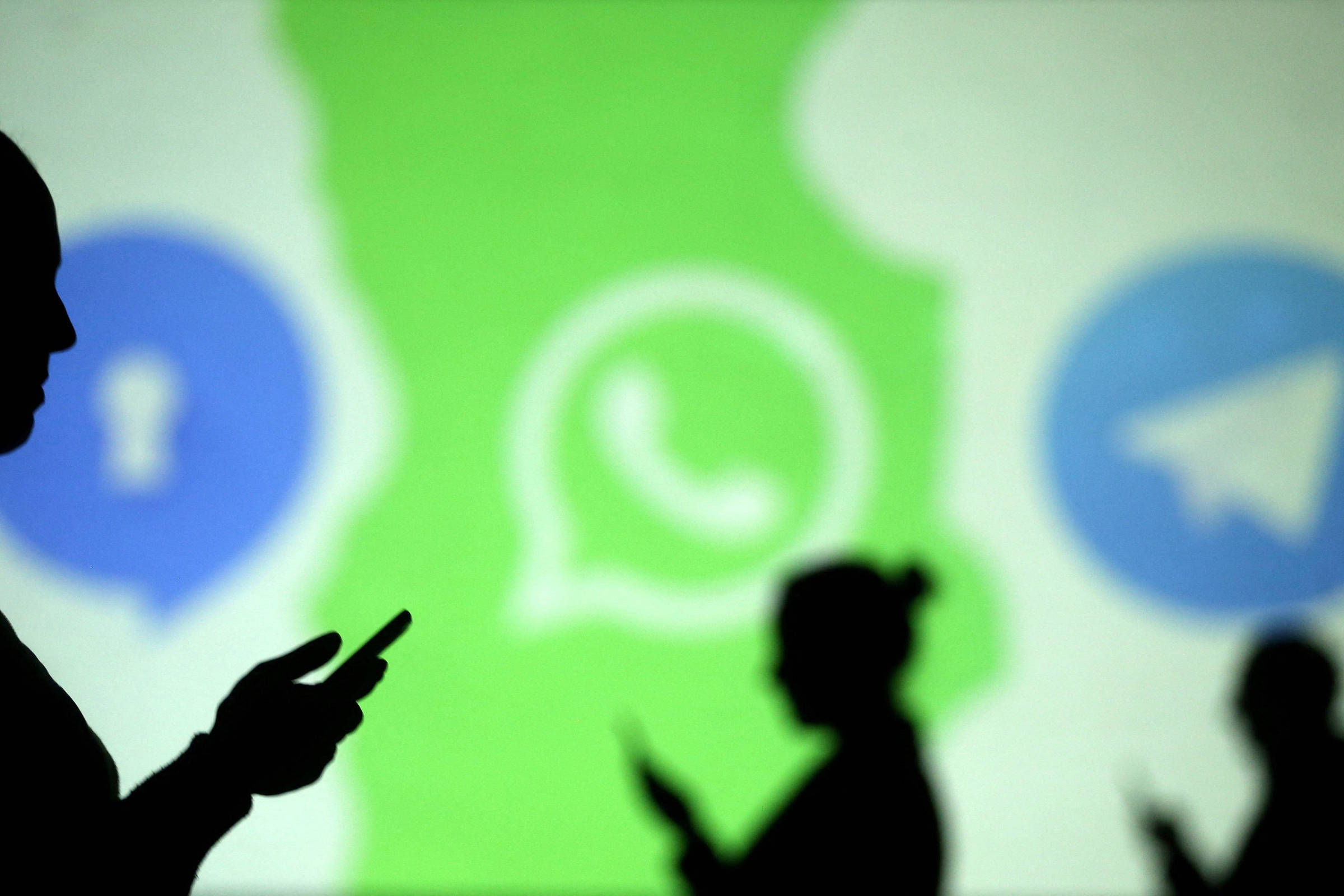 Grupos de WhatsApp promovem censura de opositores – 29/04/2024 – Encaminhado com Frequência