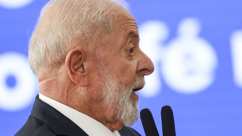 Lula anuncia a inclusão de 1,2 milhão de alunos no Pé-de-Meia