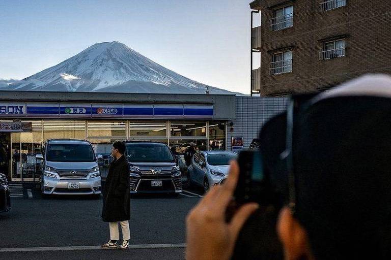 Monte Fuji: vista será bloqueada para afastar turistas – 27/04/2024 – Turismo