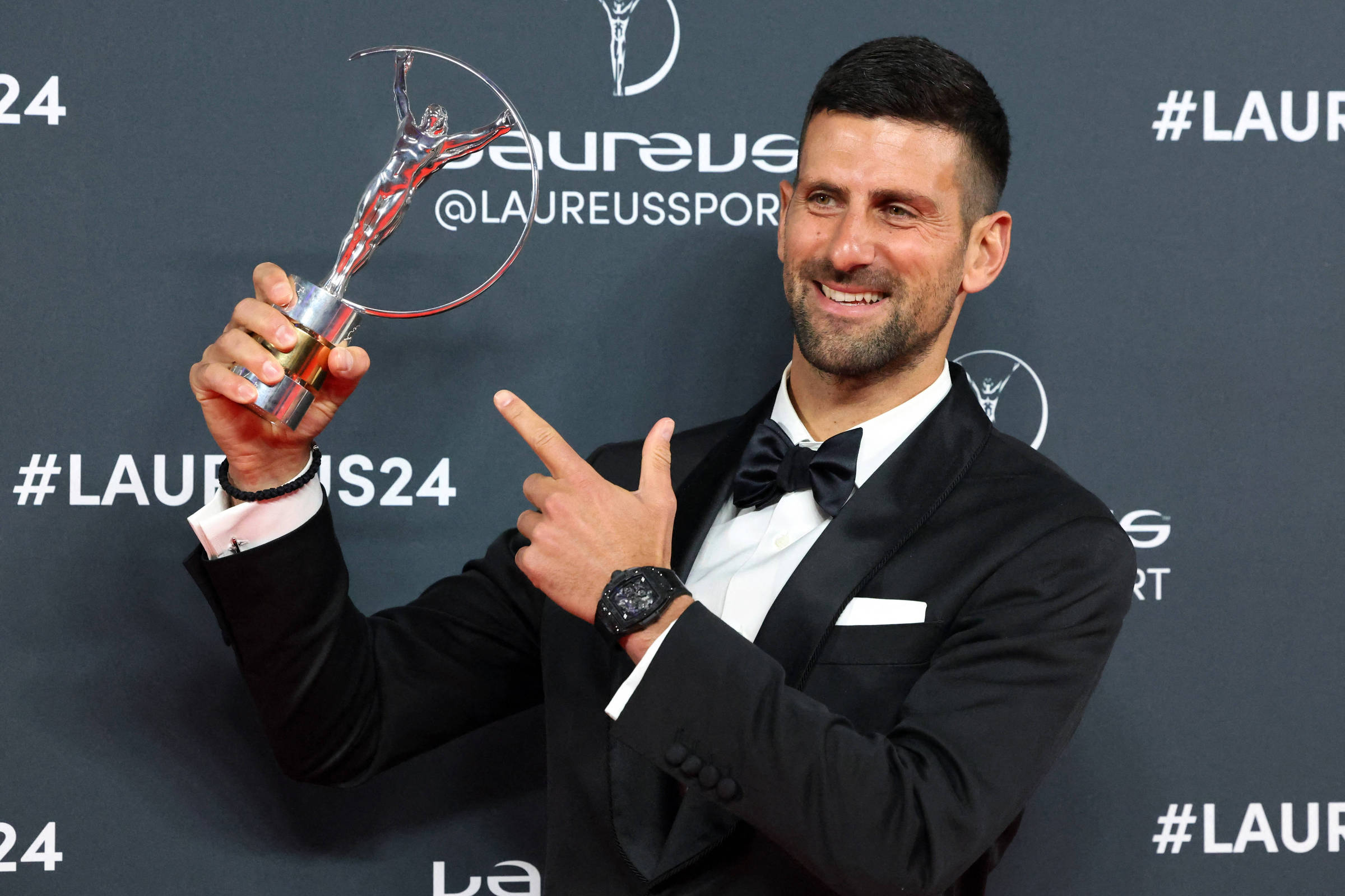 Novak Djokovic e Aitana Bonmatí levam prêmio Laureus – 22/04/2024 – Esporte