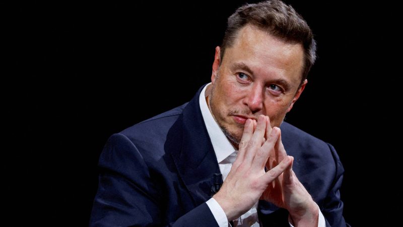 Postagens de Musk pautam redes e alimentam extrema direita – 15/04/2024 – Encaminhado com Frequência