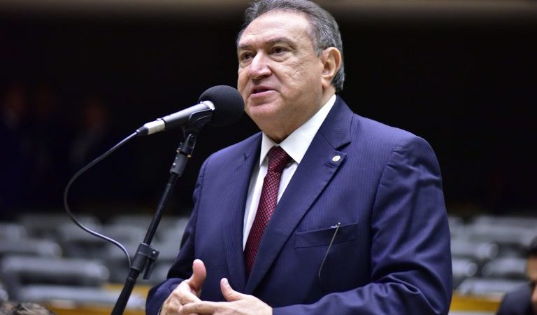 Projeto permite deduzir do IR gasto com equipamentos para geração de energia de fontes renováveis – Notícias
