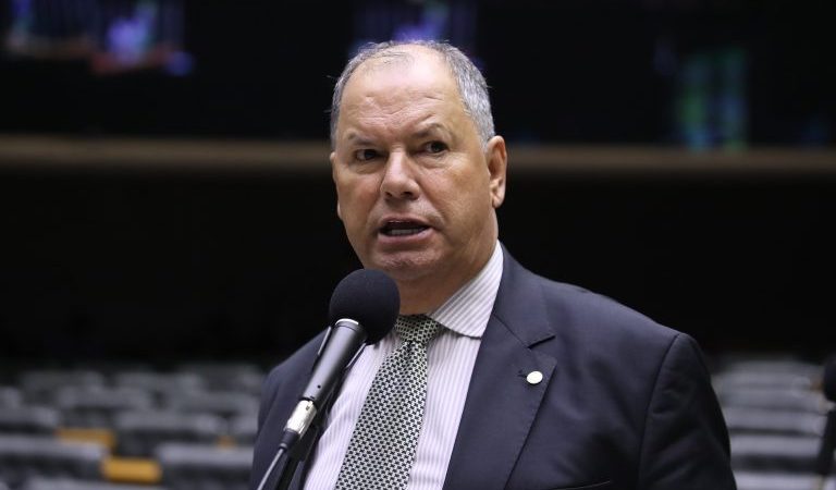 Projeto regulamenta tributação de operações com combustíveis – Notícias