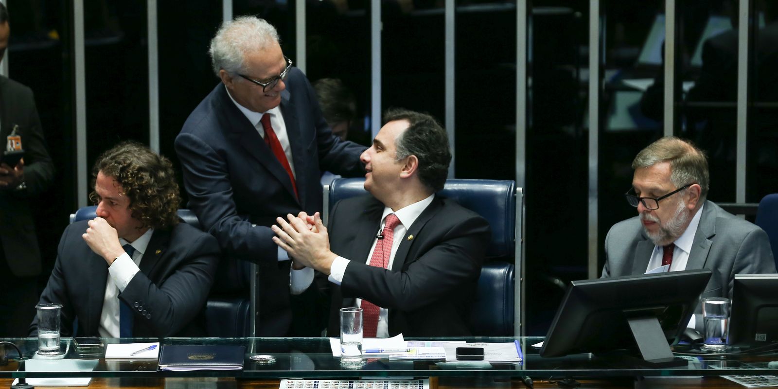 Senado aprova ampliação da faixa de isenção do imposto de renda