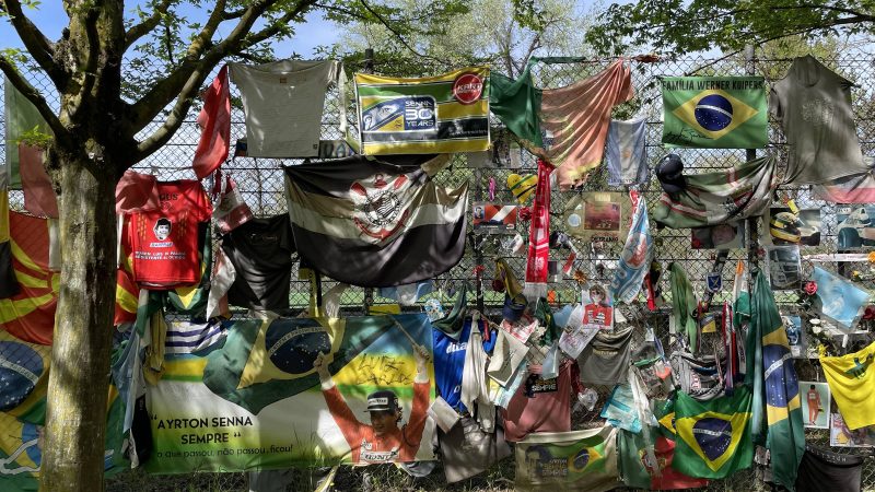 Senna é presença marcante em Ímola 30 anos após sua morte – 27/04/2024 – Esporte