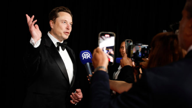 Tesla vai demitir mais de 10% dos seus funcionários no mundo