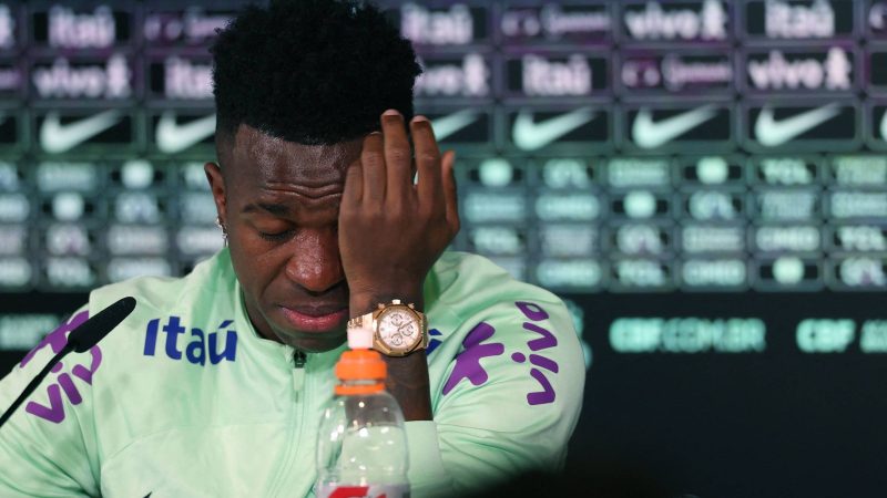 Torcida do Barcelona insulta Vinicius Junior – 16/04/2024 – Esporte