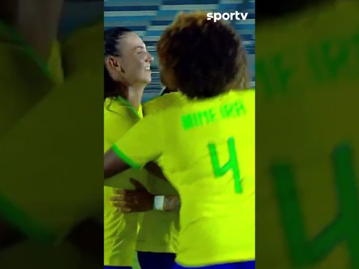 BRASILEIRA PROVA QUE EXISTE GOLAÇO DE PÊNALTI! | #shorts | sportv