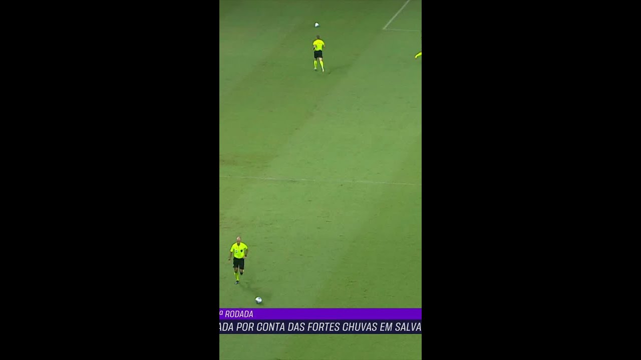 GOL DO ÁRBITRO APÓS PARALISAÇÃO ⚽😎 BAHIA X FLUMINENSE⛈️ | #SHORTS | ge.globo