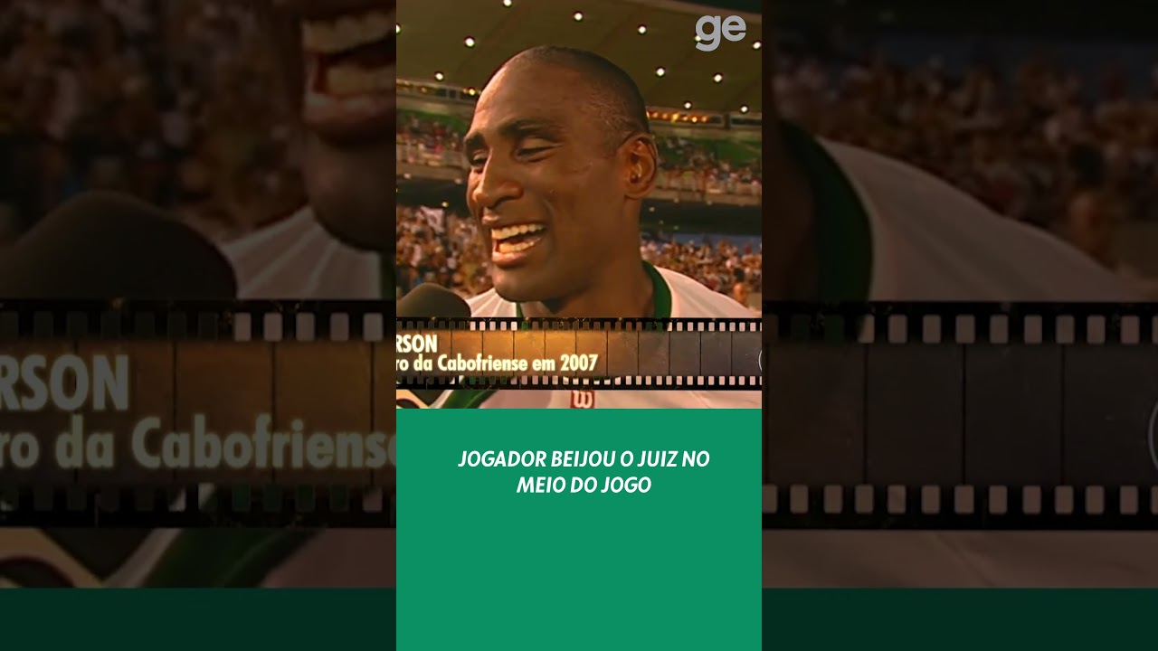 JOGADOR BEIJOU JUIZ NO MEIO DO JOGO! NO DIA DO BEIJO, RELEMBRE O LANCE | #shorts | ge.globo