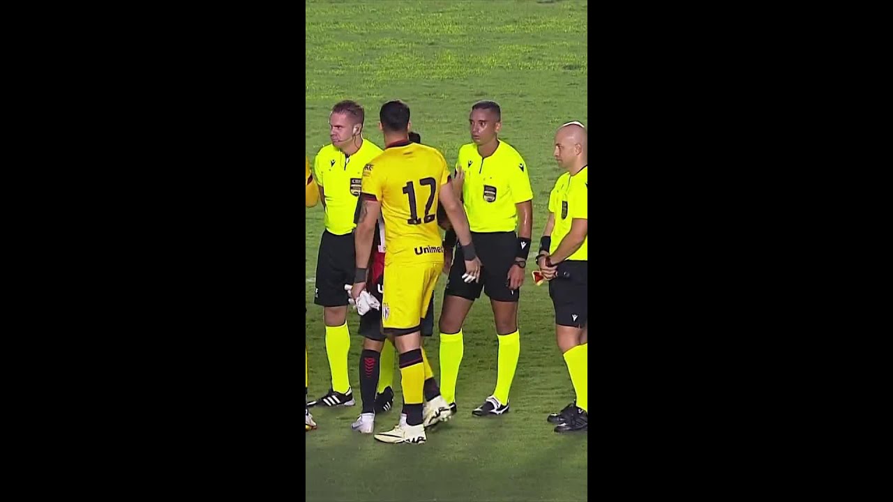 “O ÁRBITRO CAGOU O JOGO TODO!” – LUIZ FERNANDO | ATLÉTICO-GO X FLAMENGO | #shorts | ge.globo