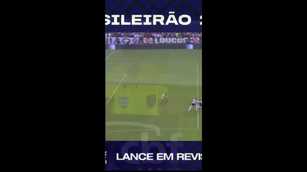 REAÇÃO DA TORCIDA QUANDO O VAR ANULA PÊNALTI DO VASCO CONTRA O GRÊMIO | #shorts | ge.globo