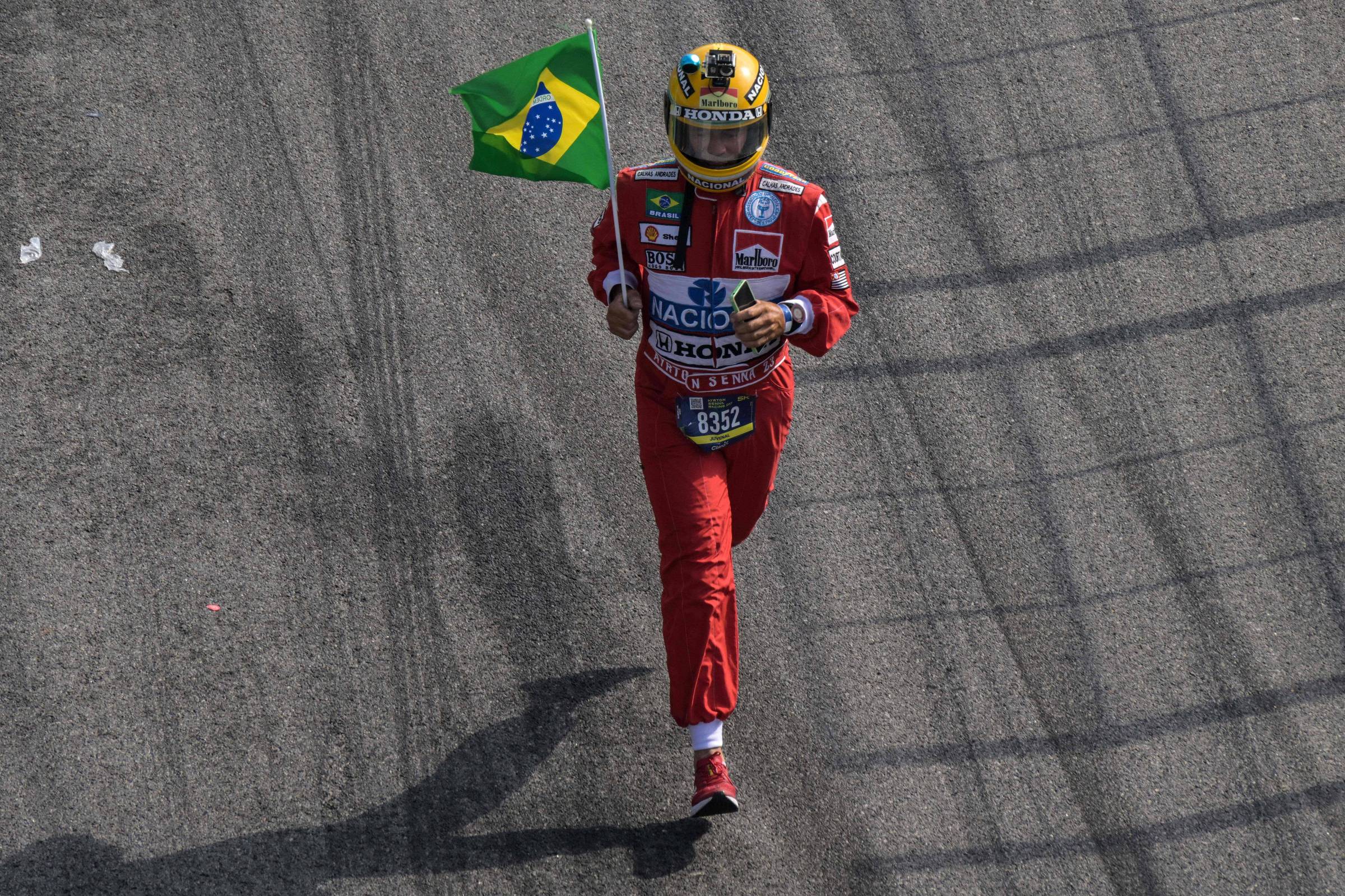 30 anos sem Senna: fãs fazem homenagens no Brasil e mundo – 01/05/2024 – Esporte