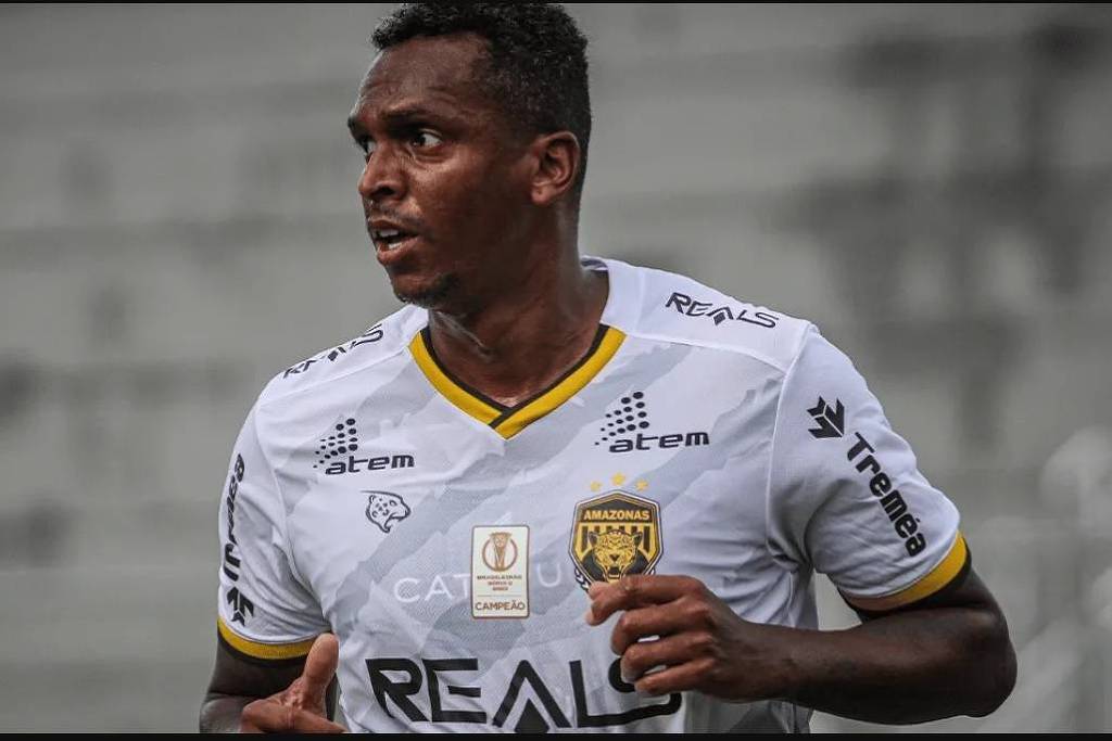 Jô deixa cadeia após noite de prisão por atraso em pensão – 07/05/2024 – Esporte