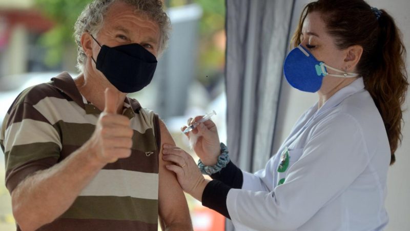 Prefeitura passa a vacinar contra gripe toda populao a partir de seis meses de idade