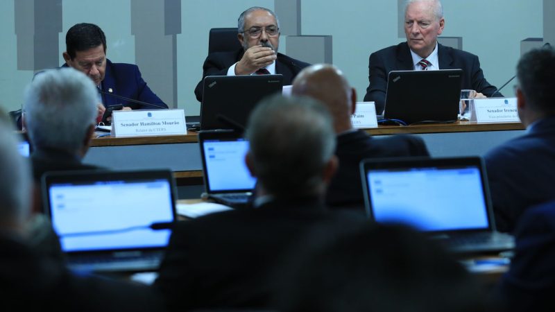 Senadores gaúchos lideram comissão externa para reconstrução do RS