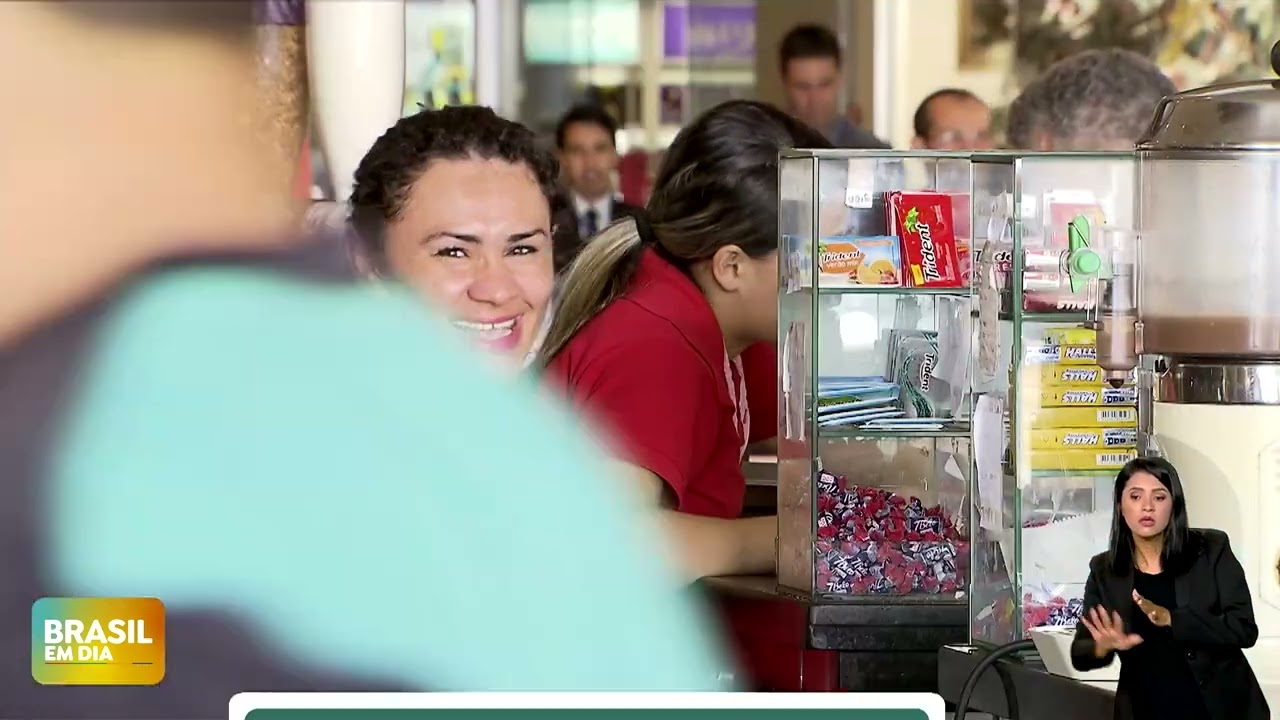 Brasil registra 244 mil novas vagas de emprego com carteira assinada em março