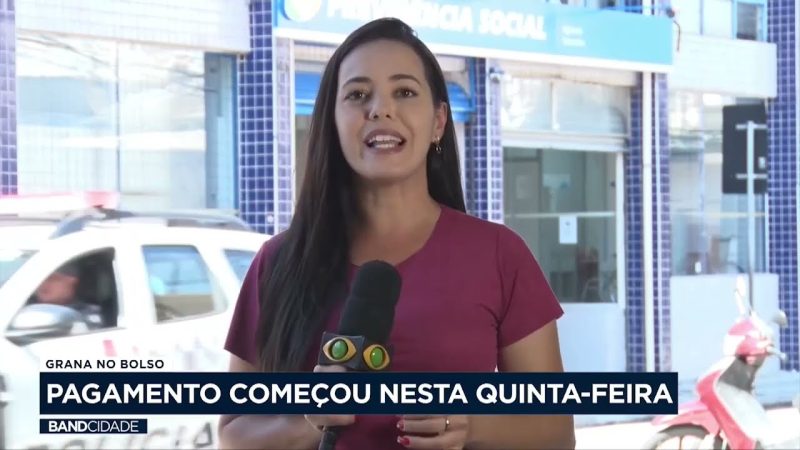 INSS começa a pagar 13º salário antecipado a quem recebe acima do mínimo