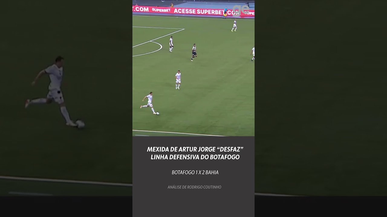 MEXIDA DE ARTUR JORGE “DESFAZ” LINHA DEFENSIVA DO BOTAFOGO | ANÁLISE TÁTICA | #shorts | ge.globo
