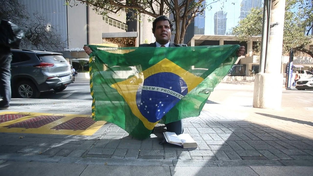 Orações para Bolsonaro | AFP