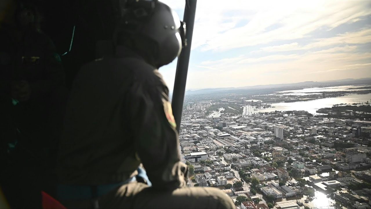 Sobe para 100 o número de mortos por enchentes no Rio Grande do Sul | AFP