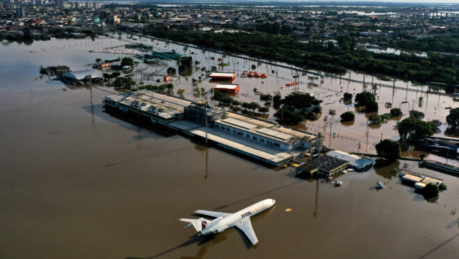 Aeroporto de Porto Alegre retomará embarque e desembarque