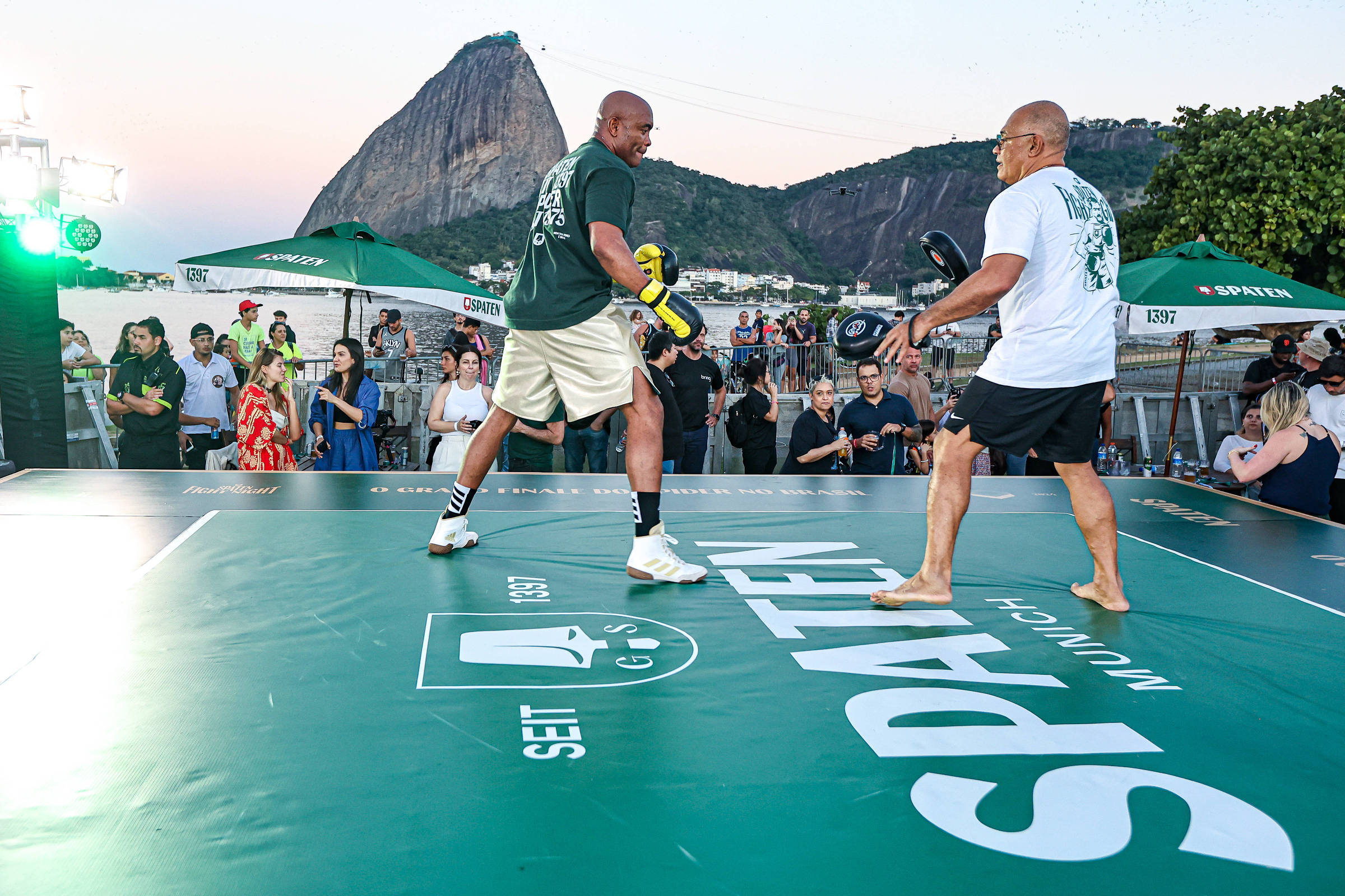 Anderson Silva se despede do Brasil em luta contra Sonnen – 13/06/2024 – Esporte