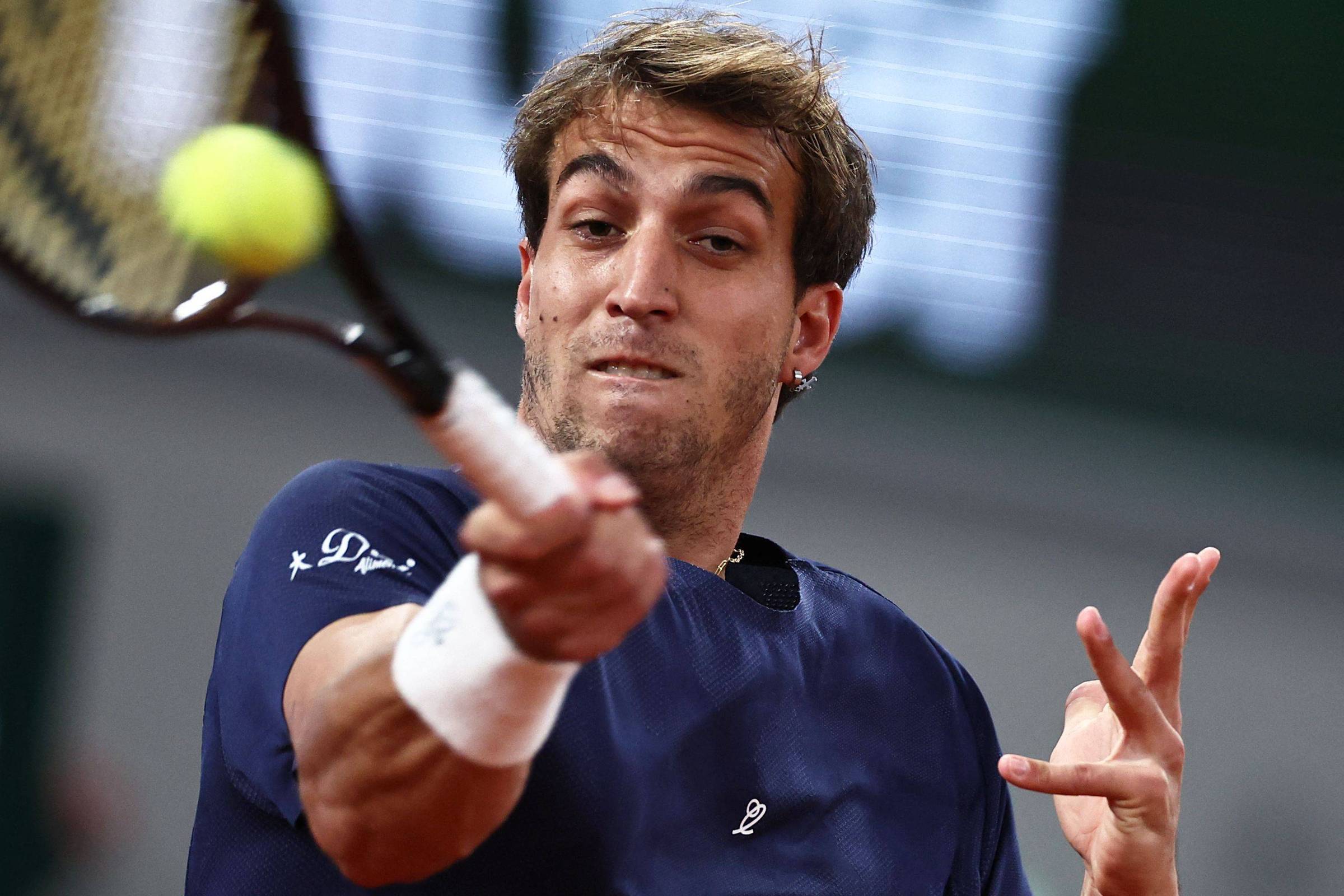Brasil perde todos os jogos de simples em Roland Garros – 28/05/2024 – Esporte