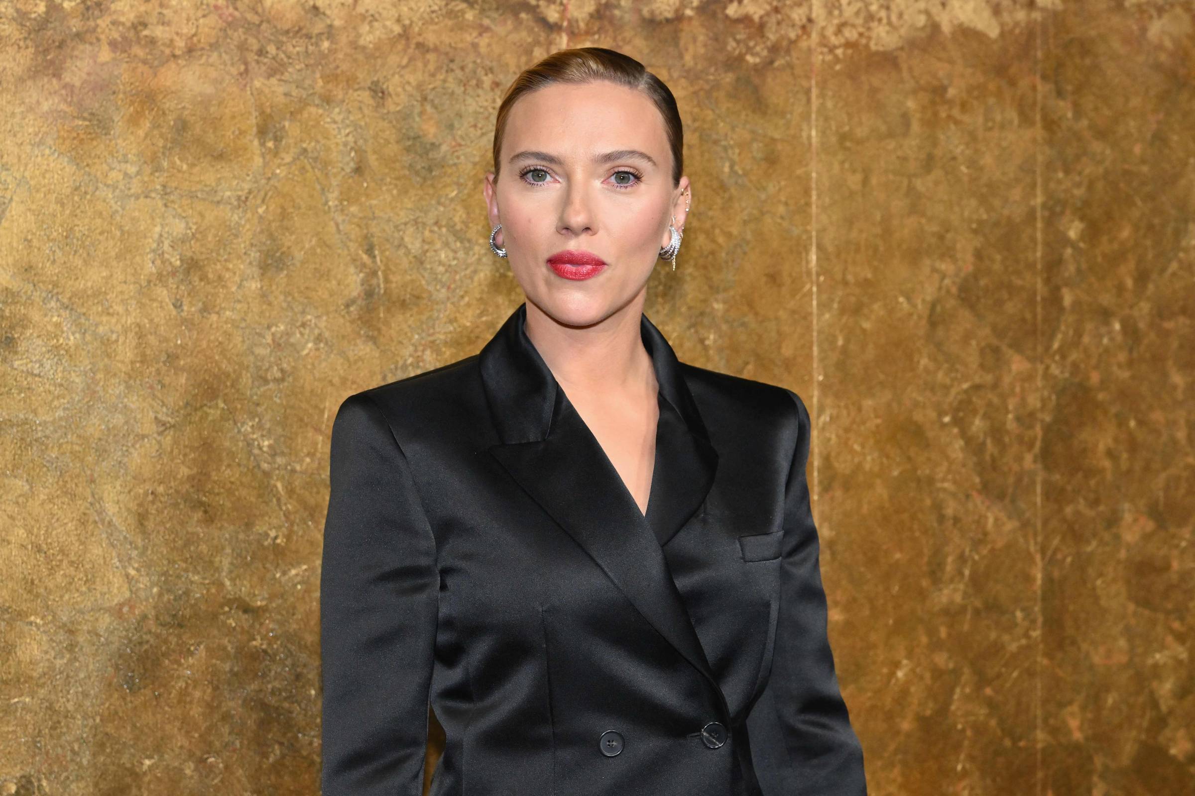 ChatGPT suspende voz que lembra a de Scarlett Johansson – 20/05/2024 – Tec