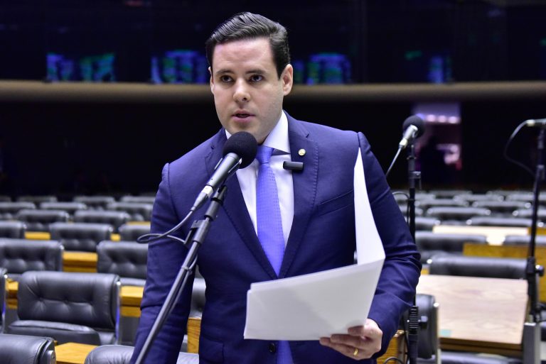 Comissão aprova isenção de ISS em folha de salários de fornecimento de mão de obra – Notícias