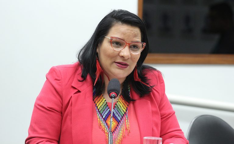 Comissão aprova projeto que proíbe cobrança de tarifa bancária de instituições públicas de ensino – Notícias