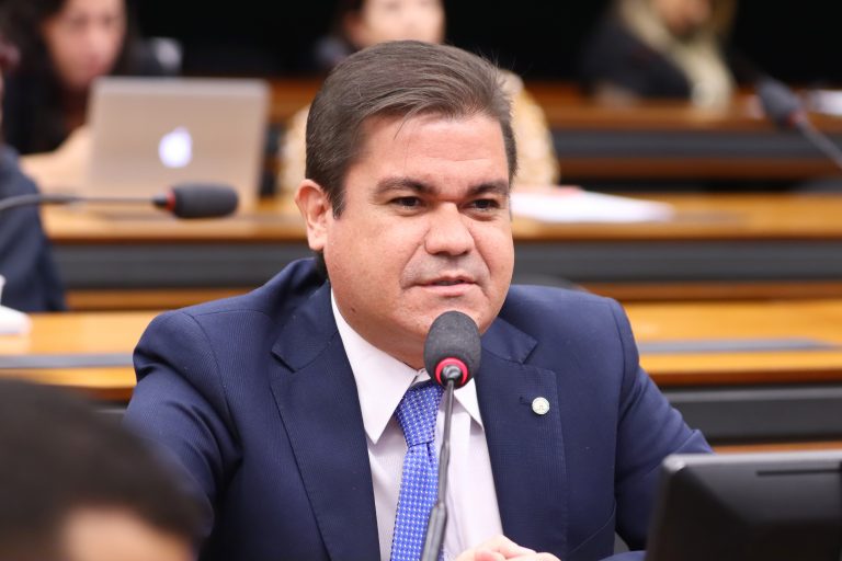 Comissão aprova proposta para combater fraudes no mercado de combustíveis – Notícias