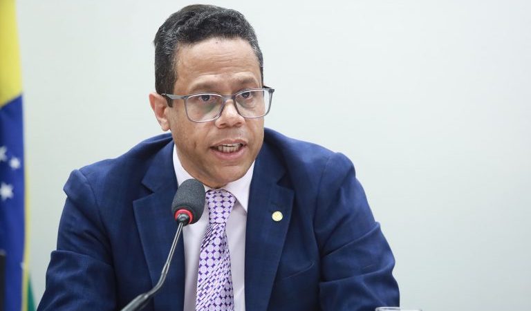Cancelado debate sobre regulamentação da venda de álcool 70% – Notícias