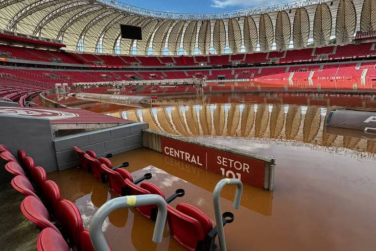 Dez anos após a Copa, Beira-Rio enfrenta danos de enchente – 22/06/2024 – Esporte