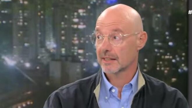 “É preciso ser herói, visionário ou sem juízo para investir no Brasil”, diz ex-diretor do BC