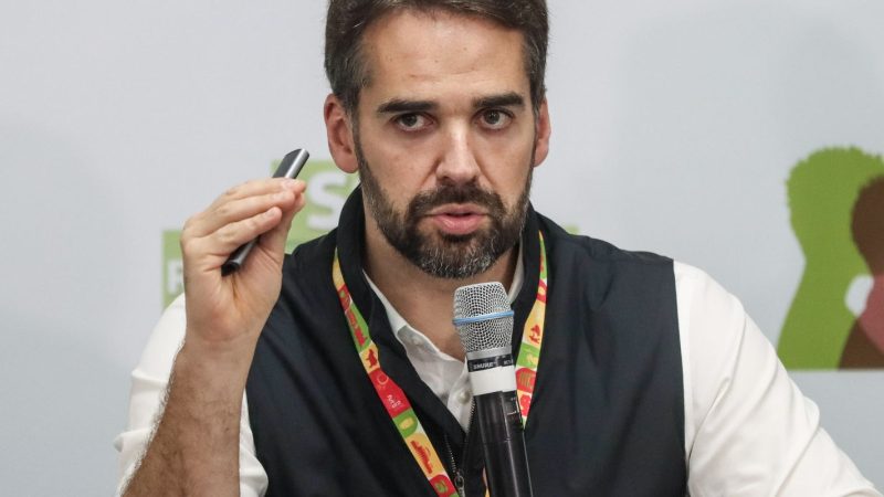 Eduardo Leite pede ajuda para o RS em visita ao Congresso Nacional