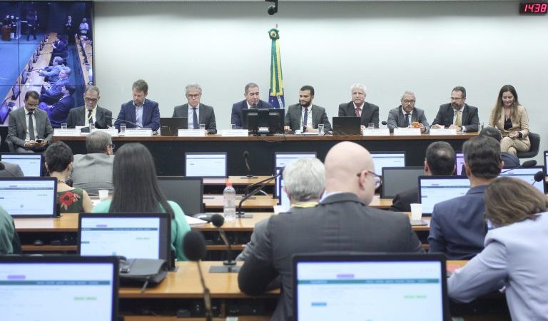 Empresários pedem retirada das bebidas açucaradas da taxação do Imposto Seletivo – Notícias