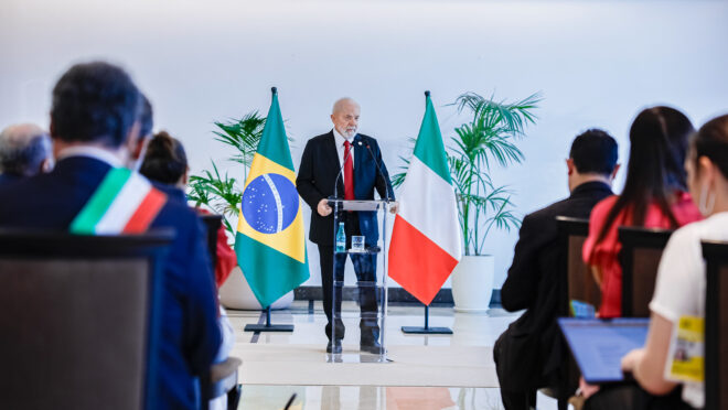 Enel promete R$20 bi em investimentos após encontro com Lula