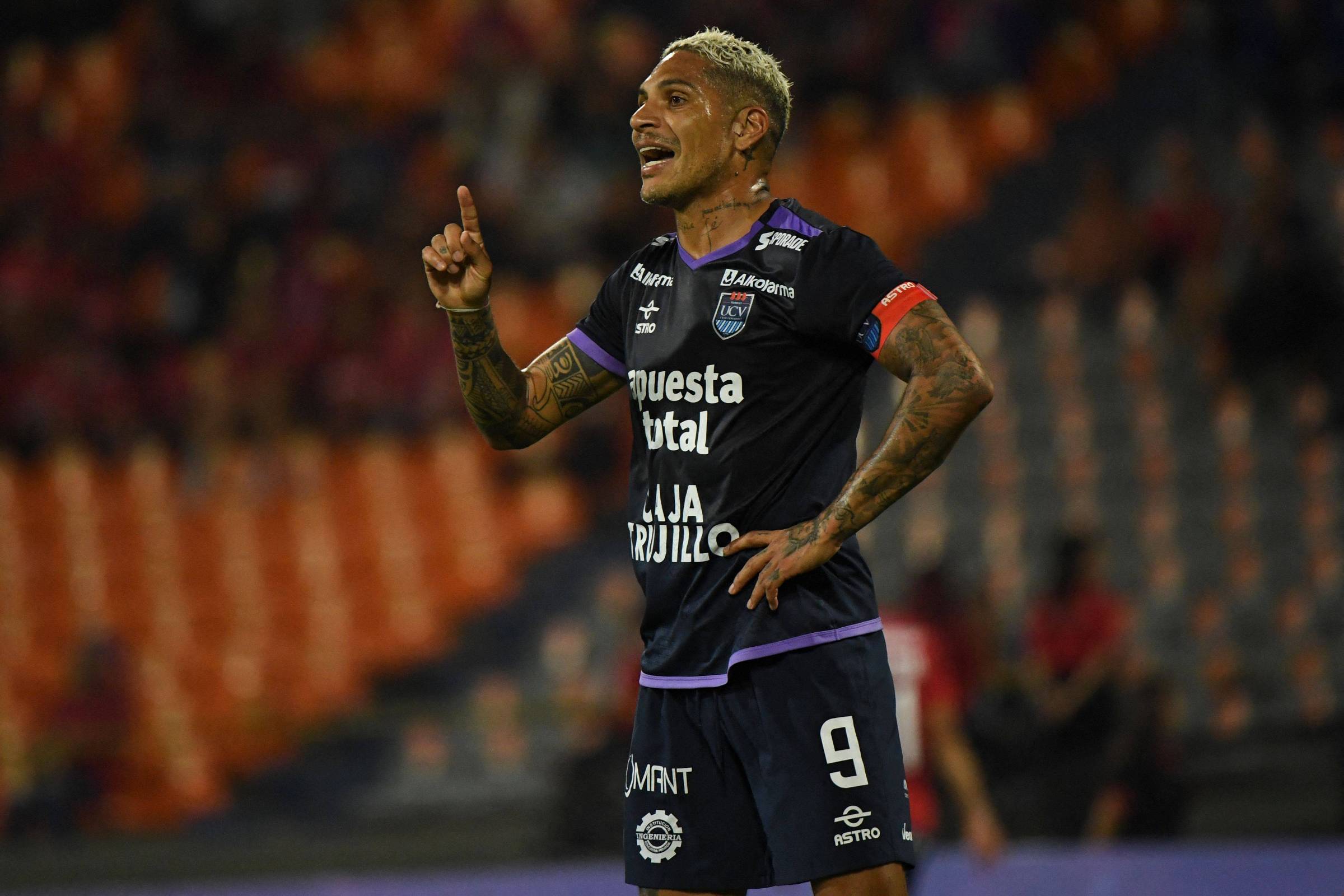 Falsos agentes desviaram R$ 2 milhões do FGTS de Guerrero – 28/05/2024 – Esporte