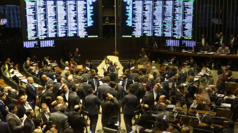 Fundo eleitoral para eleições municipais será de R$ 4,9 bilhões