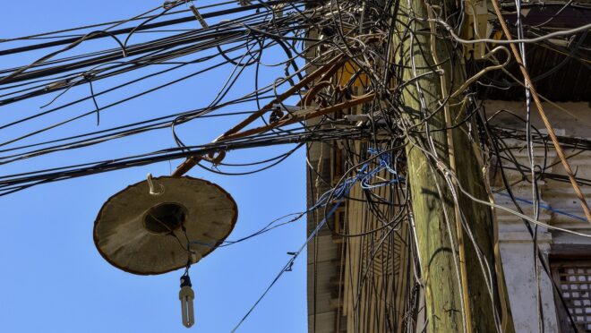 Furto recorde de energia é bancado pela conta de luz