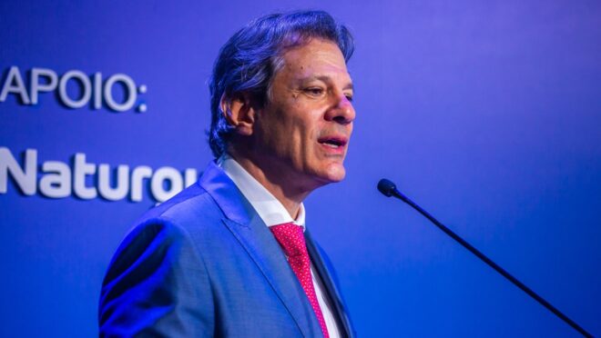 Haddad minimiza decisão do BC de manter juros a 10,5%