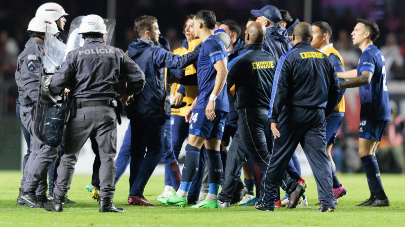 Jogadores do Talleres são detidos por desacato no Morumbis – 30/05/2024 – Esporte