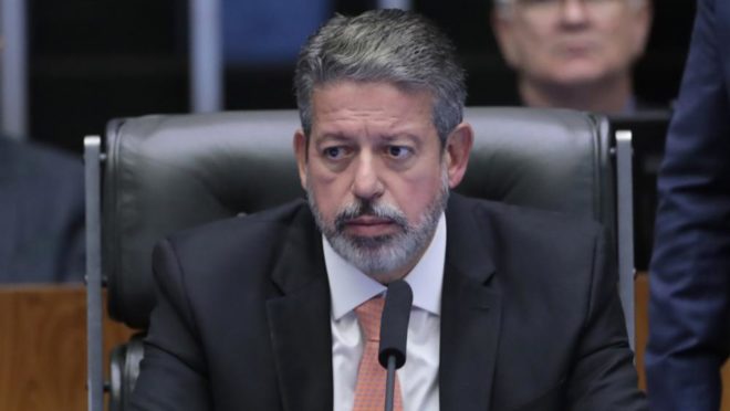 Lira defende autonomia do BC após Lula criticar Campos Neto