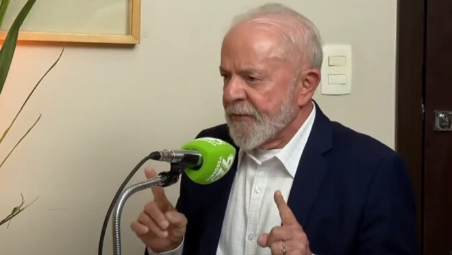Lula chama Campos Neto de “esse rapaz” e critica por manter juros a 10,5%