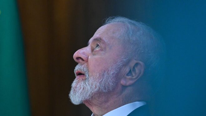 Lula diz que Banco Central é a única “coisa desajustada” do país